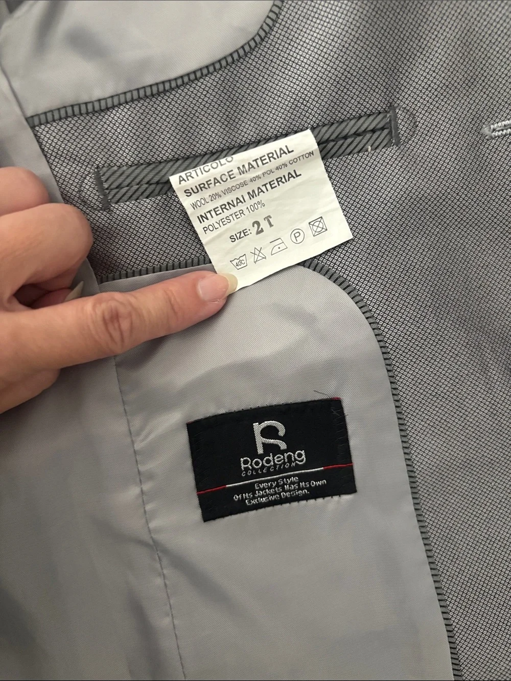 Boys' Silver-Gray three- Piece Suit Jacket & Trousers